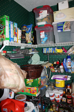 04-26-09_Laundry_Room_Mess3.jpg